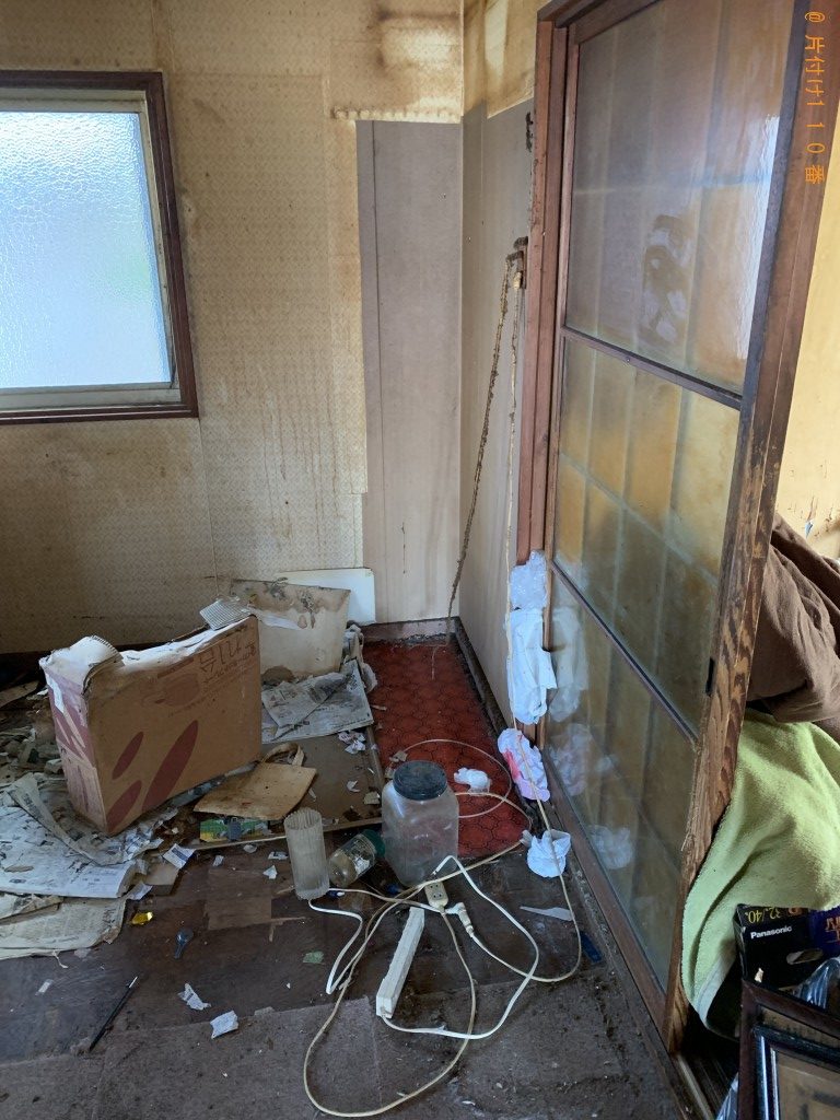 【各務原市】こたつ、本棚、整理タンス、座椅子等の回収・処分