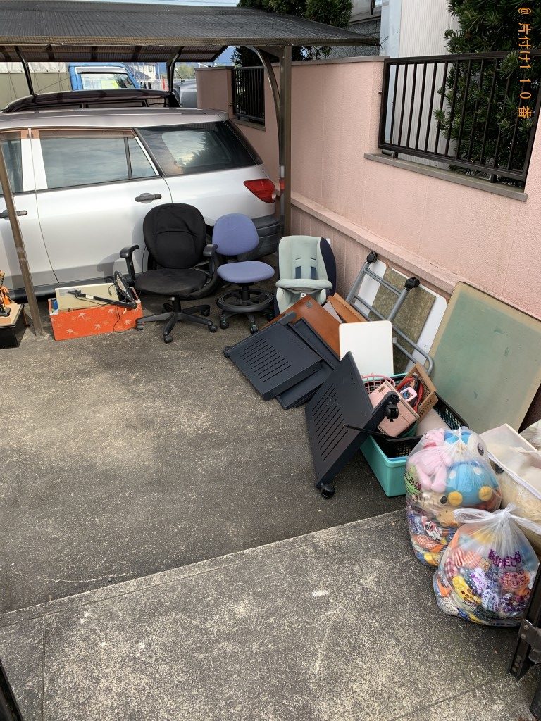 【大垣市】ソファー、PCデスク、学習机等の回収・処分